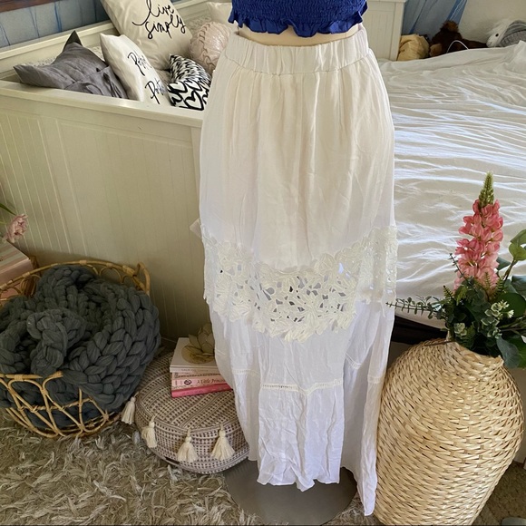 NEW ‘Halsey’ Skirt - Picture 10 of 12